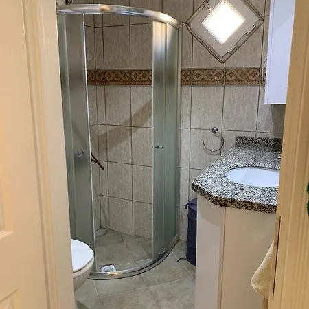 Квартира С Видом На Море И Горы Apartmán